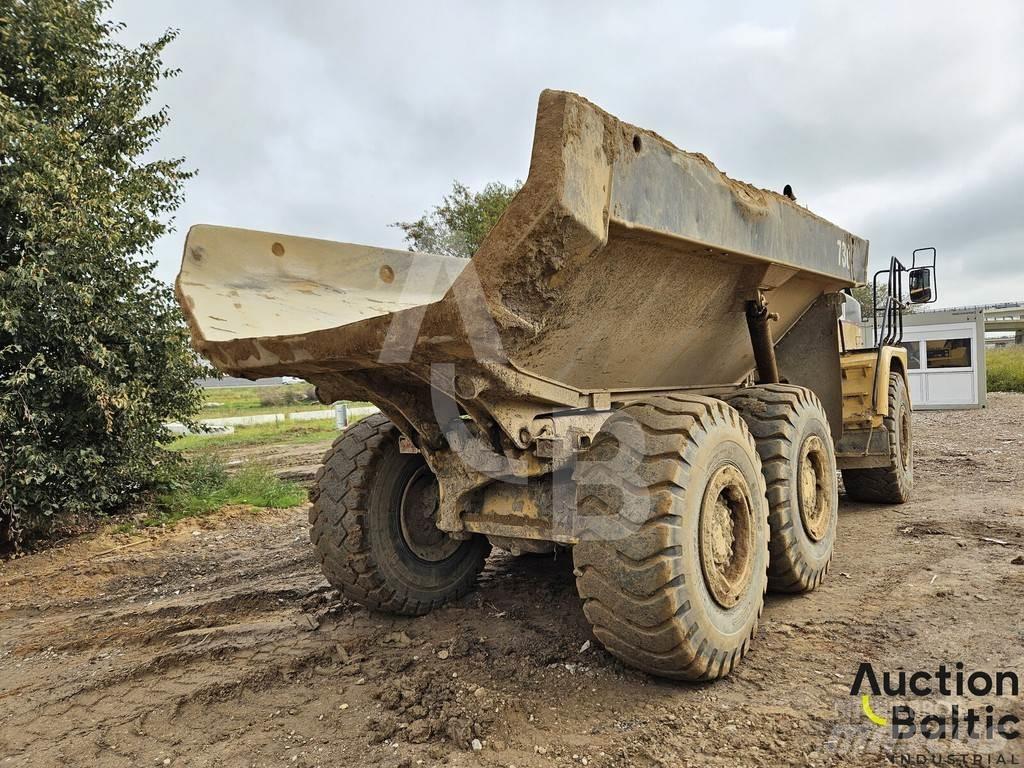 CAT 730 Dumpers articolati