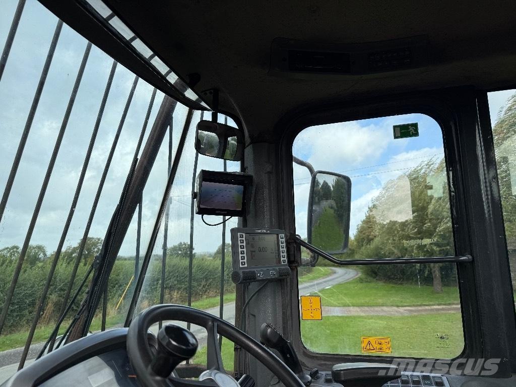 Doosan DL 200 Pale gommate
