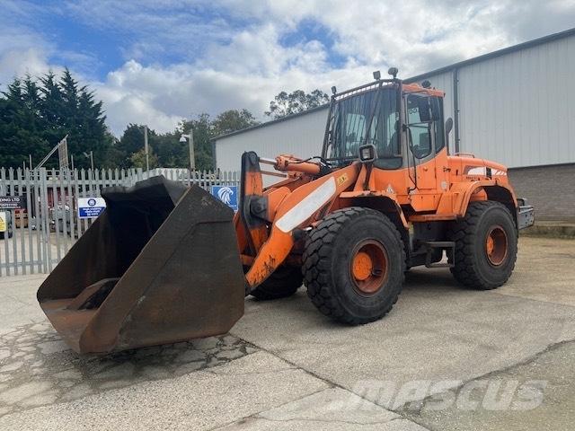 Doosan DL 200 Pale gommate