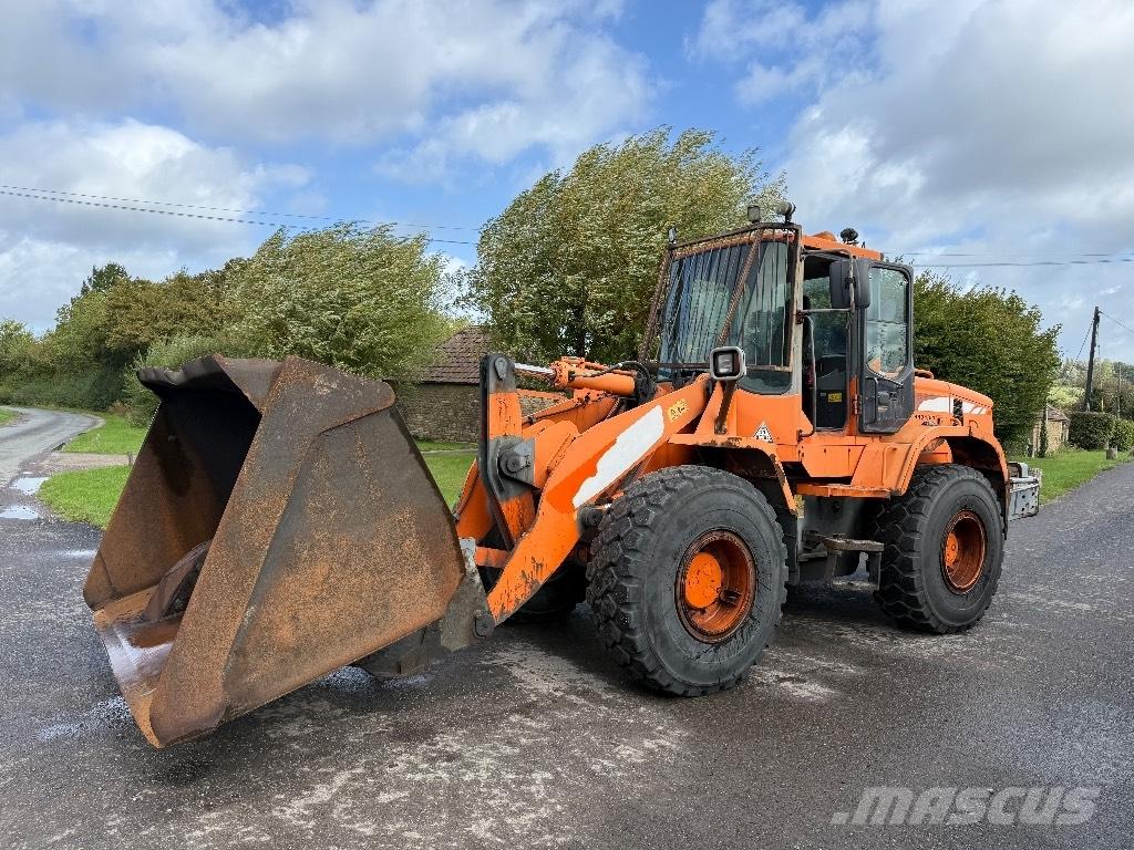Doosan DL 200 Pale gommate