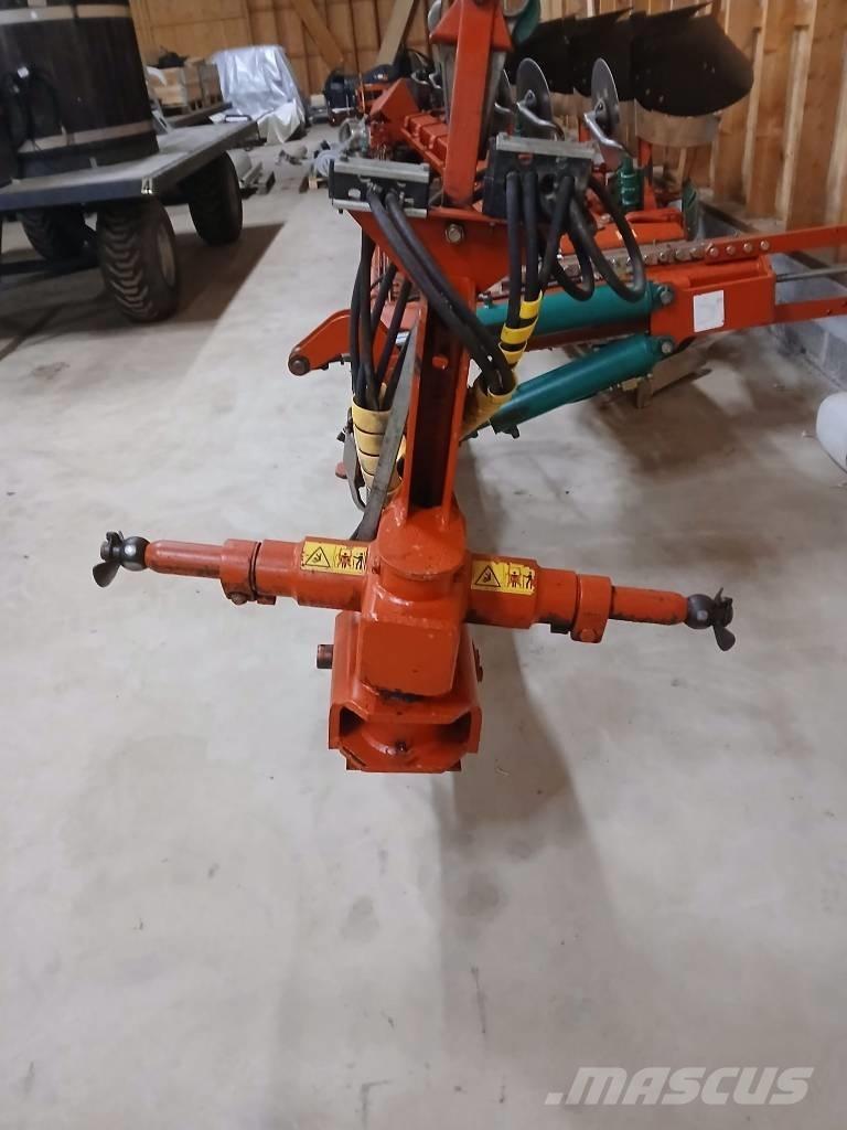 Kverneland PB100-8 Aratri reversibili