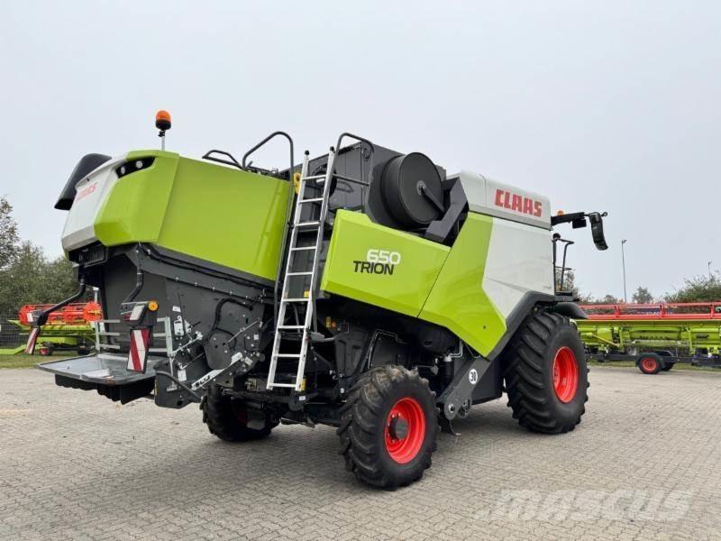 CLAAS TRION 650 Mietitrebbiatrici