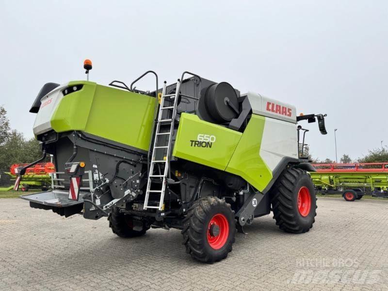 CLAAS TRION 650 Mietitrebbiatrici