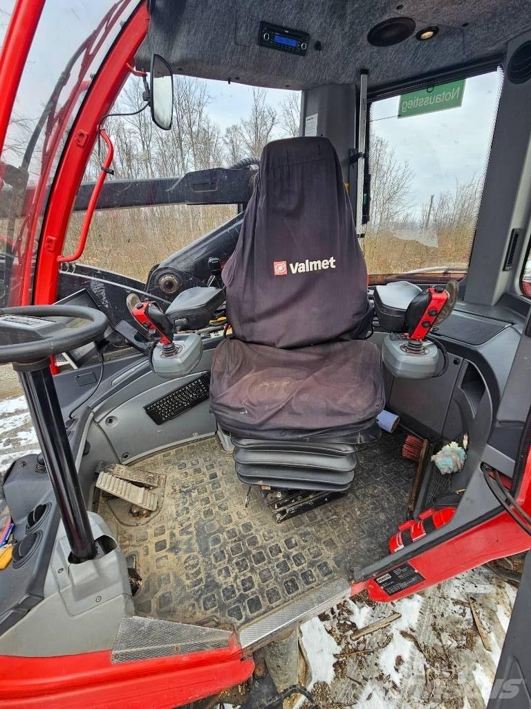 Komatsu 951 Abbattitrici, Disboscatrici
