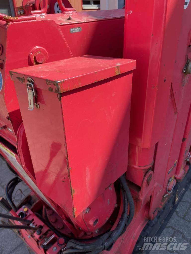Unic URW-095 Mini gru