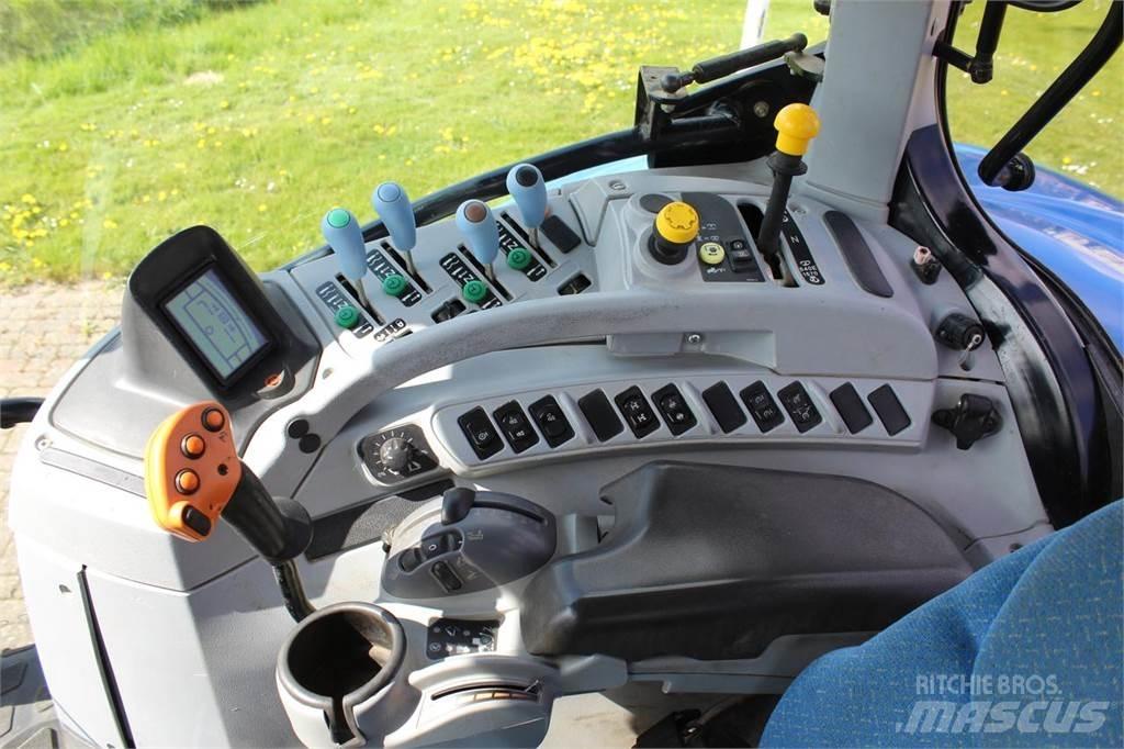 New Holland T7050 Trattori