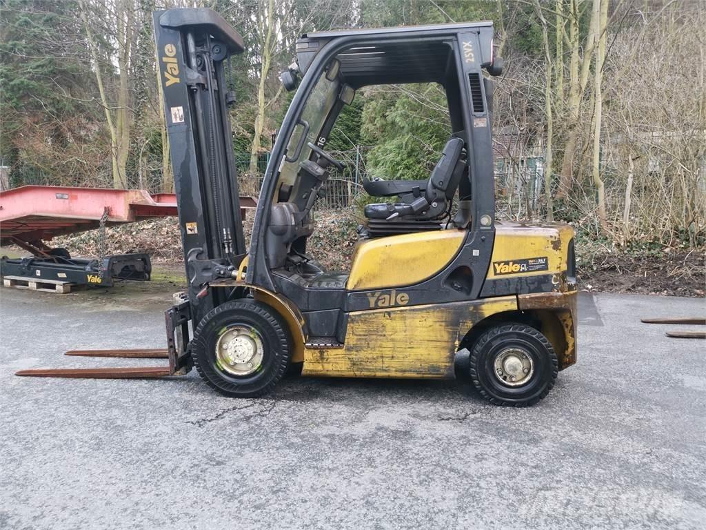 Yale GDP25VX-V Carrelli elevatori diesel