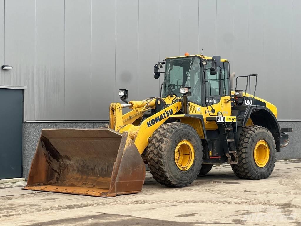Komatsu WA 380-7 Pale gommate