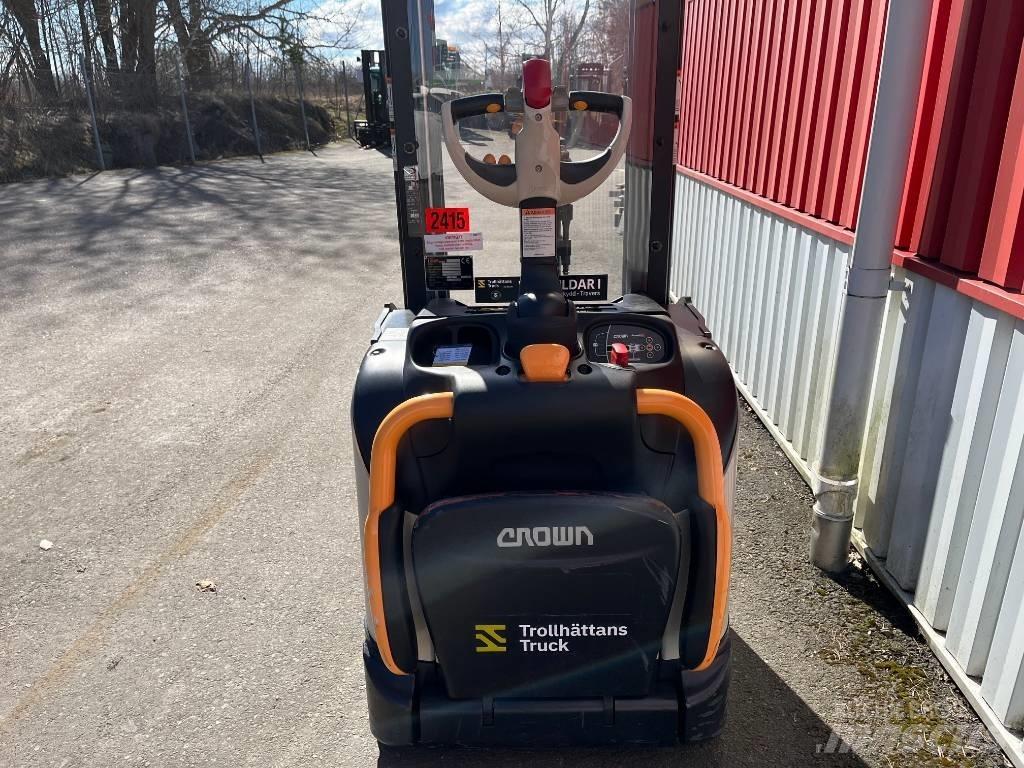 Crown ETi40001,2 Transpallet uomo a terra