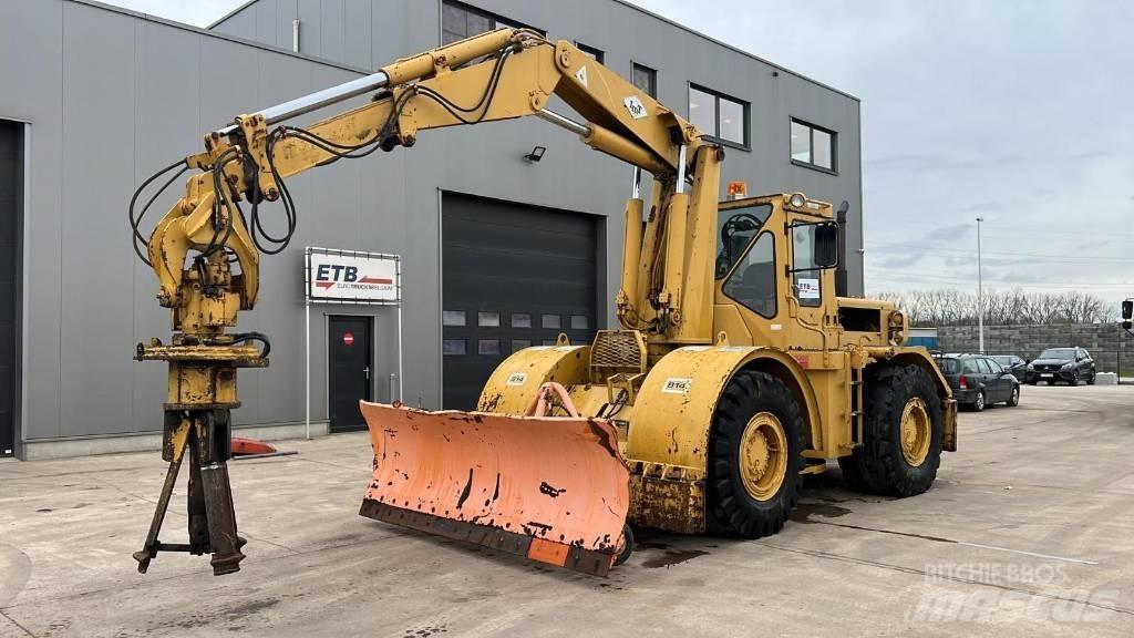 CAT 814 Dozer gommati