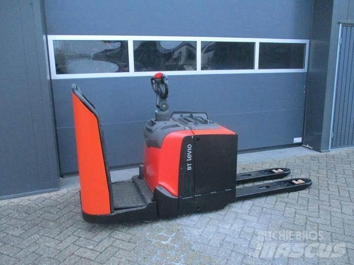 Toyota LPE 250 Carrelli elevatori bassi a piattaforma