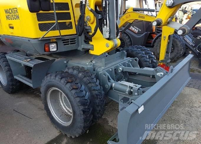 Neuson EW100 Miniescavatori