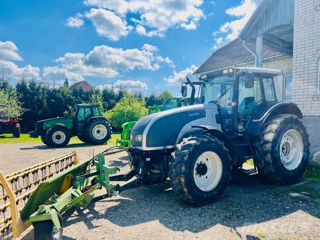 Valtra T 121 HT Trattori
