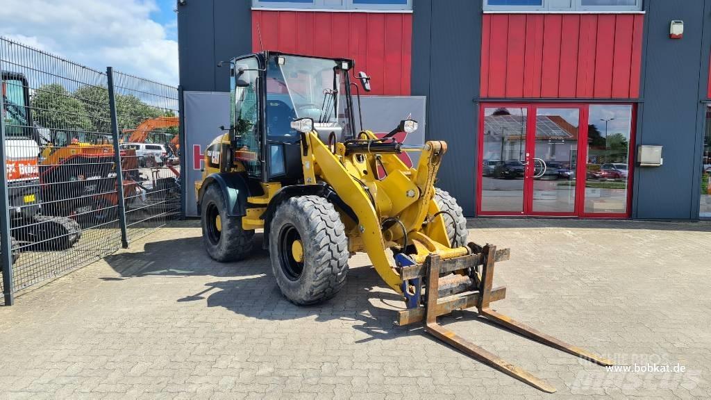 CAT 908 Pale gommate