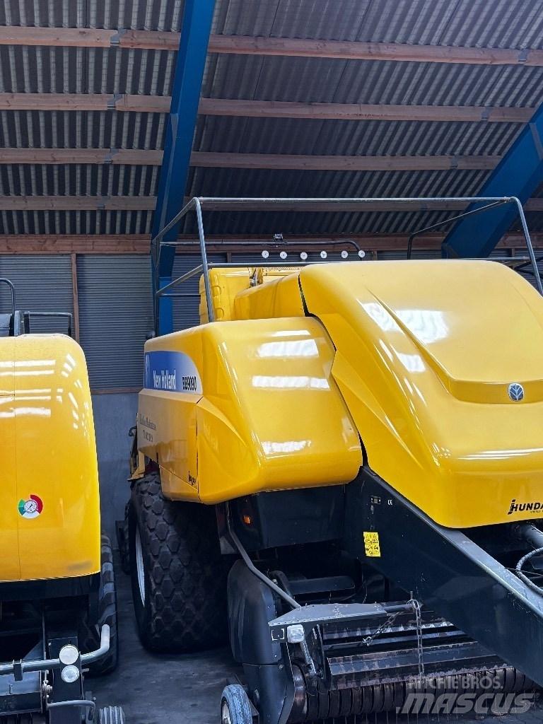 New Holland BB 9090 Presse quadre