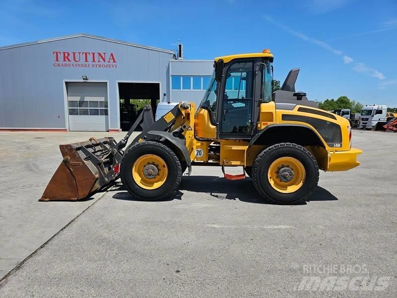 Volvo L 45 H Pale gommate