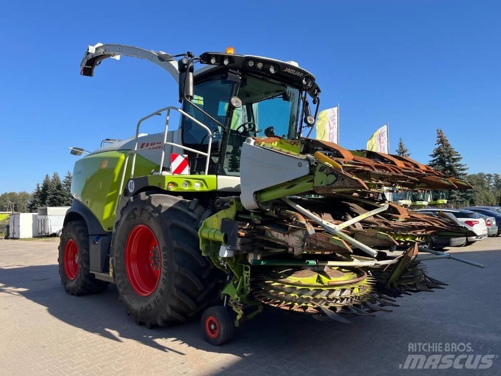 CLAAS Jaguar 970 Trince semoventi