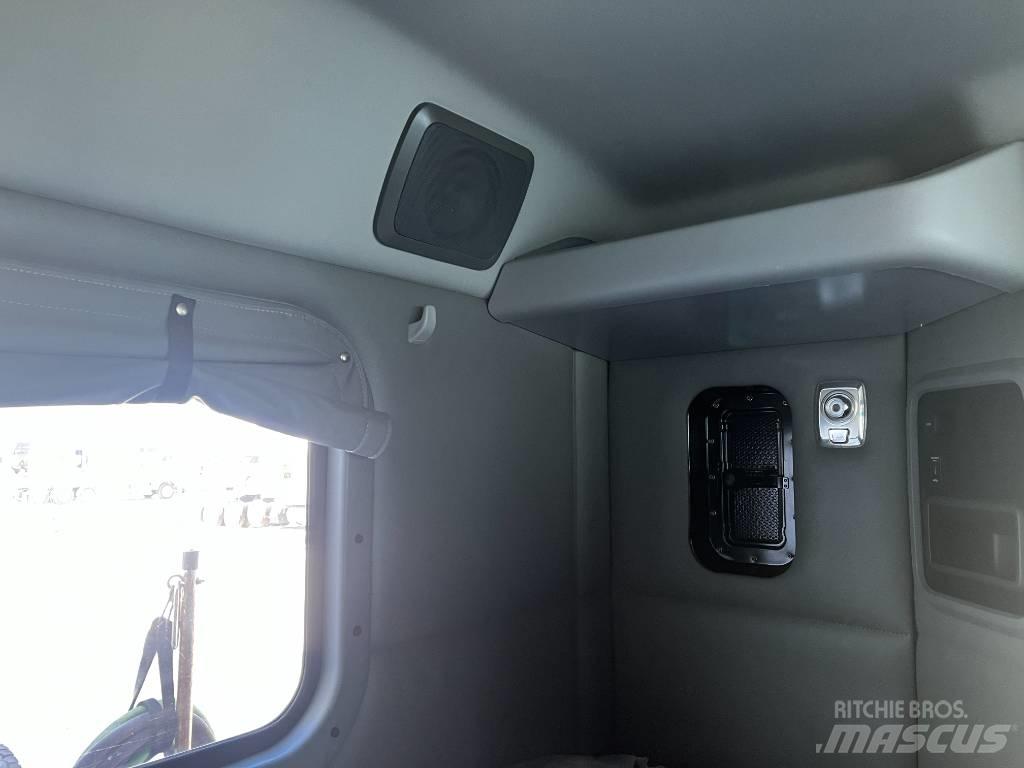 Kenworth W 990 Motrici e Trattori Stradali