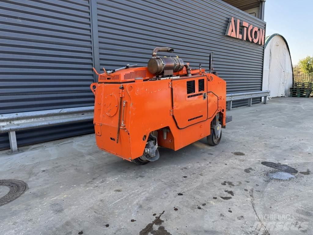 Wirtgen W 350 Fresa a freddo per asfalto