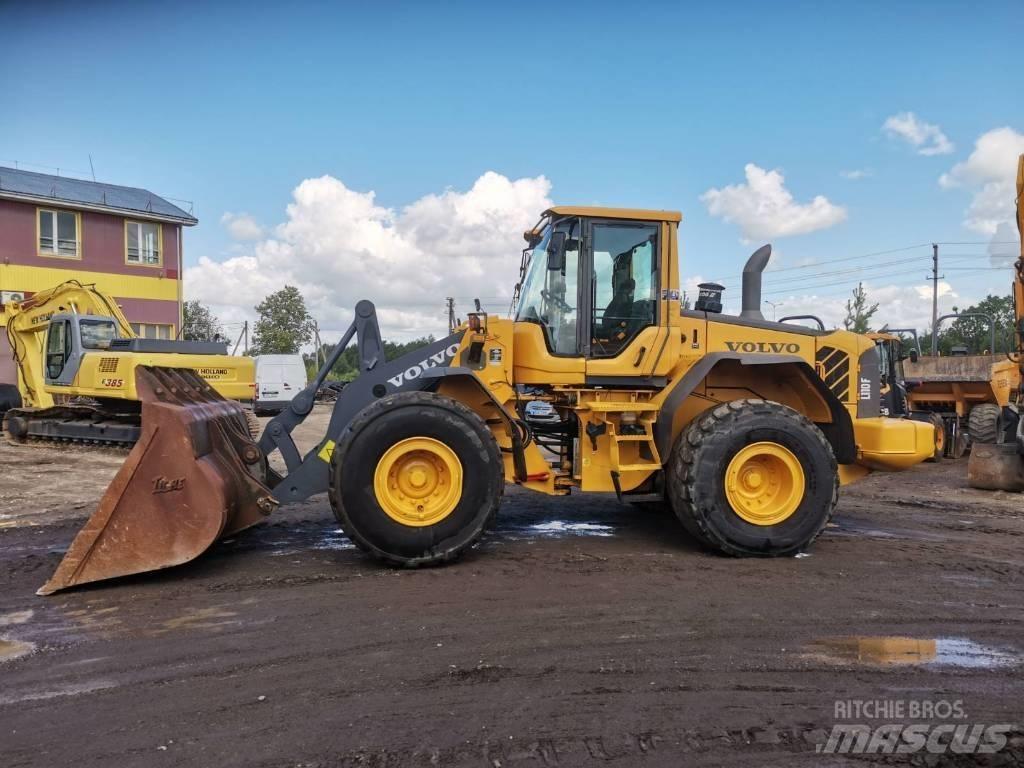 Volvo L 110 F Pale gommate