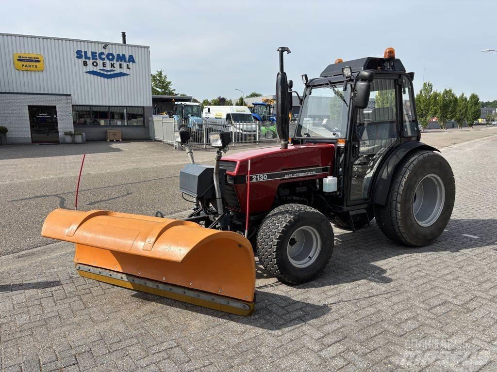 Case IH IH 2130 Trattori