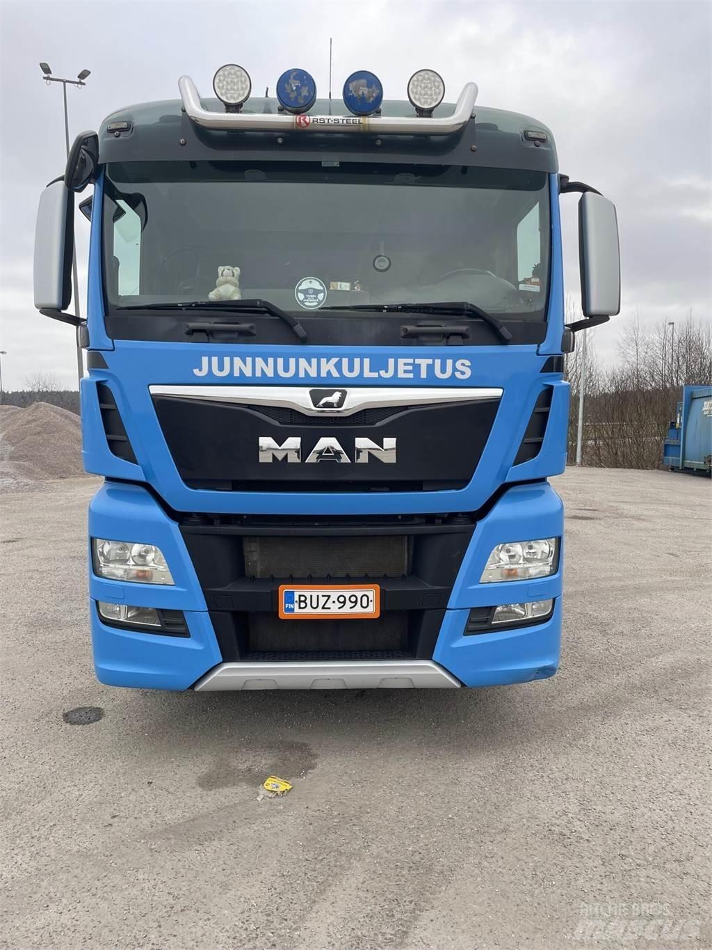 MAN TGX 35.560 Autocarro agricolo / grano