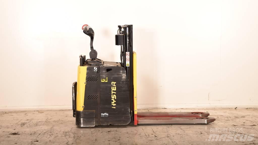 Hyster P2.0SD Carrelli elevatori bassi a piattaforma