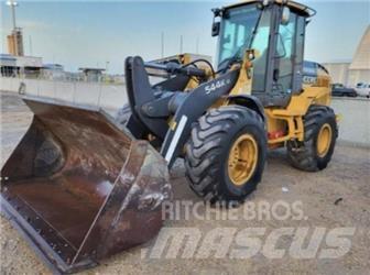 John Deere 544K Pale gommate