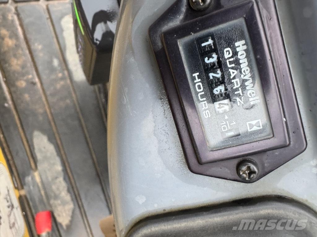 Yanmar SV08 (AH814) Miniescavatori