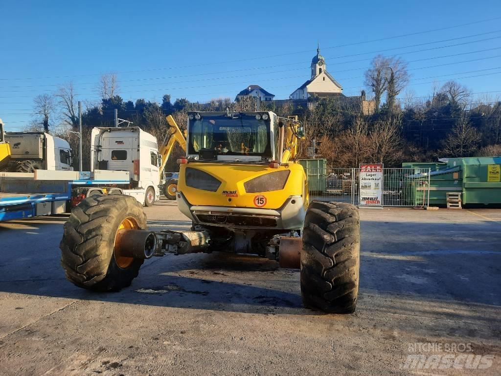 Menzi Muck M535 Escavatori gommati