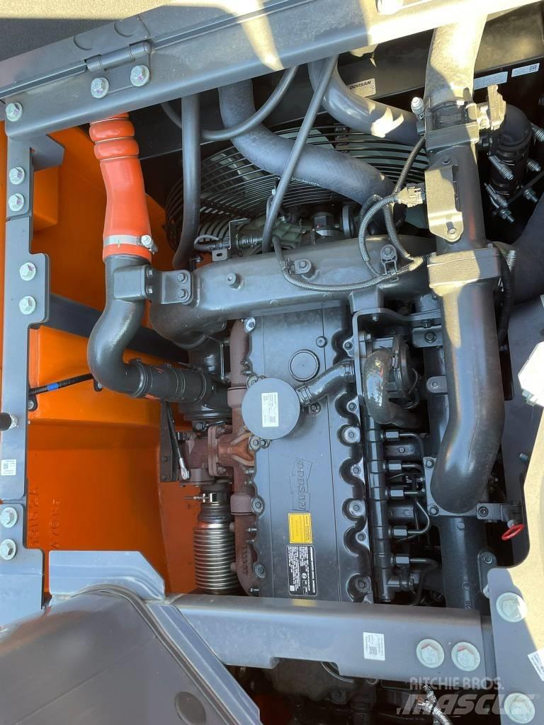 Doosan DX 235 LCR Escavatori cingolati