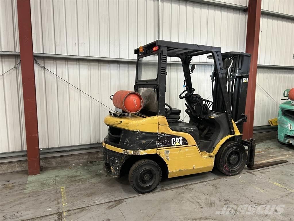 CAT GP25NT Carrelli elevatori GPL