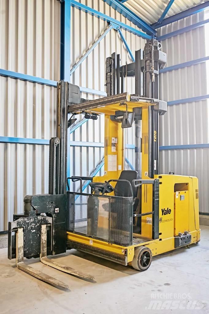 Yale MTC10 Elevatore passaggio stretto