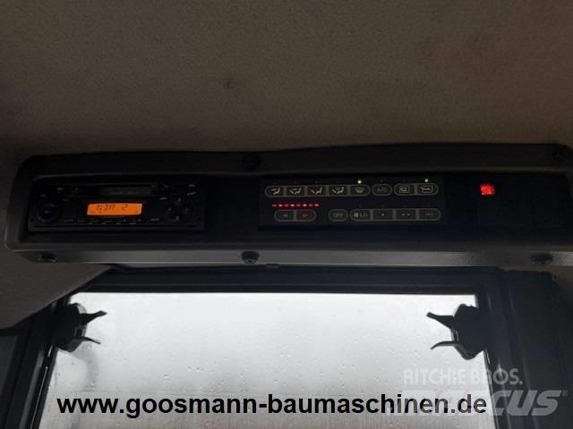 Komatsu WA 200 Pale gommate