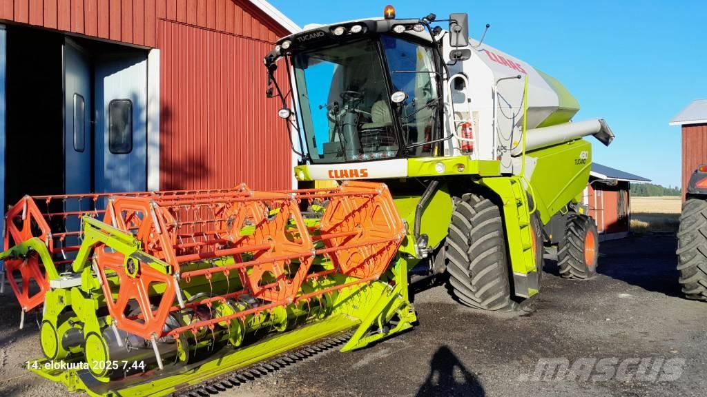 CLAAS Tucano 430 APS Mietitrebbiatrici