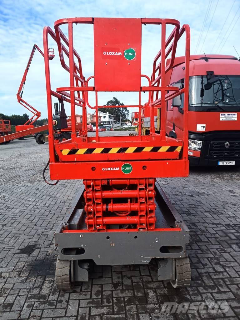 Haulotte Compact 12 Piattaforme a pantografo