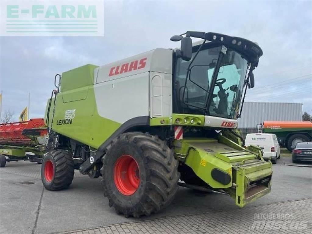 CLAAS lexion 650 Mietitrebbiatrici