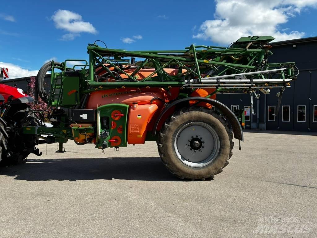 Amazone UX 4200 Irroratrici trainate