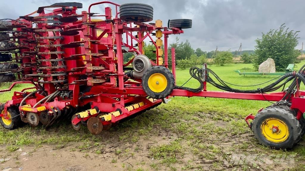 Väderstad RapidA600S Perforatrici