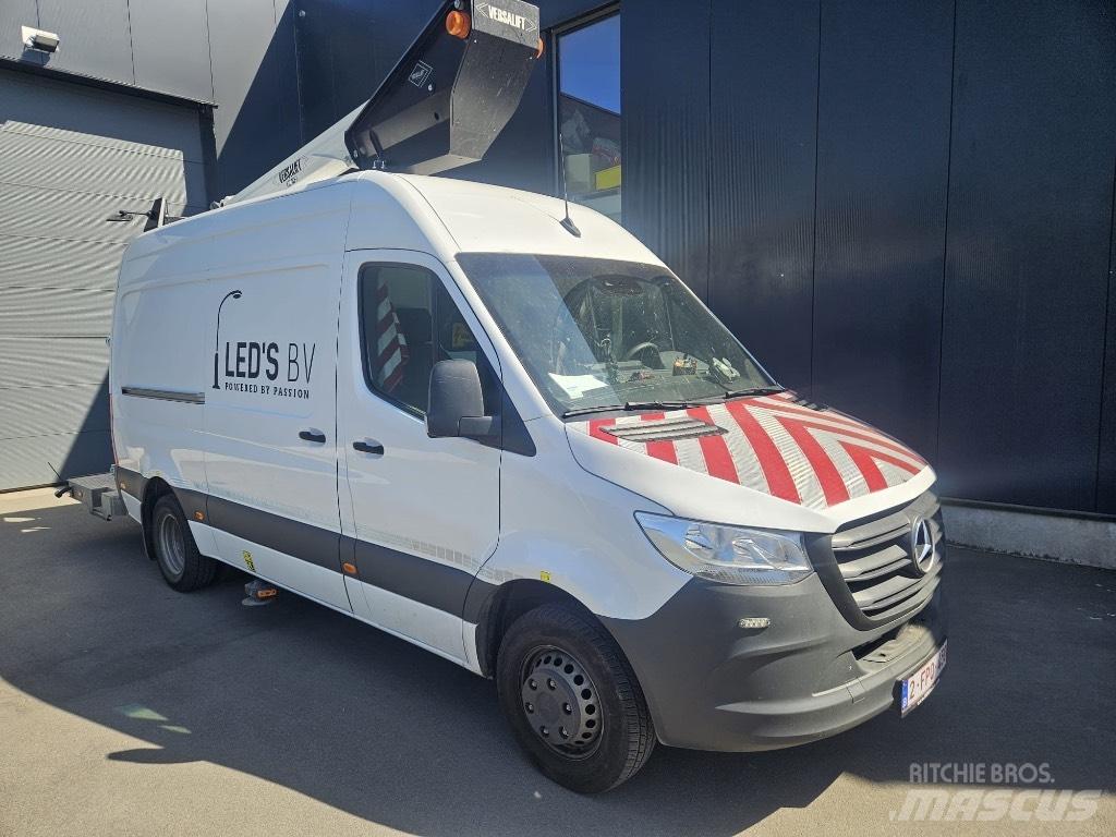 VERSALIFT VT 145 F Piattaforme autocarrate