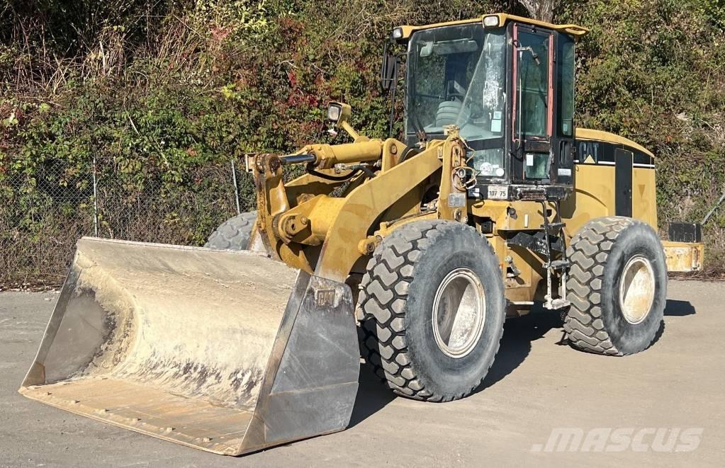 CAT 938 G Pale gommate