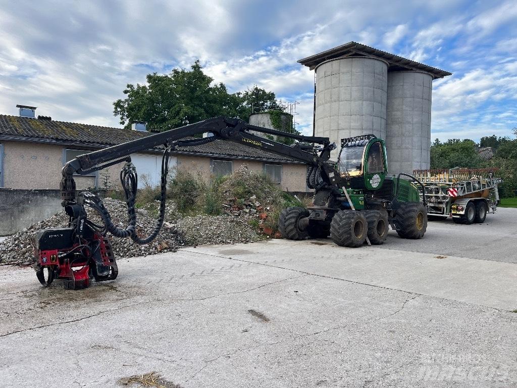John Deere 1070 E Abbattitrici, Disboscatrici
