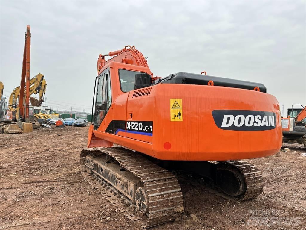Doosan DH 220 LC-7 Escavatori cingolati