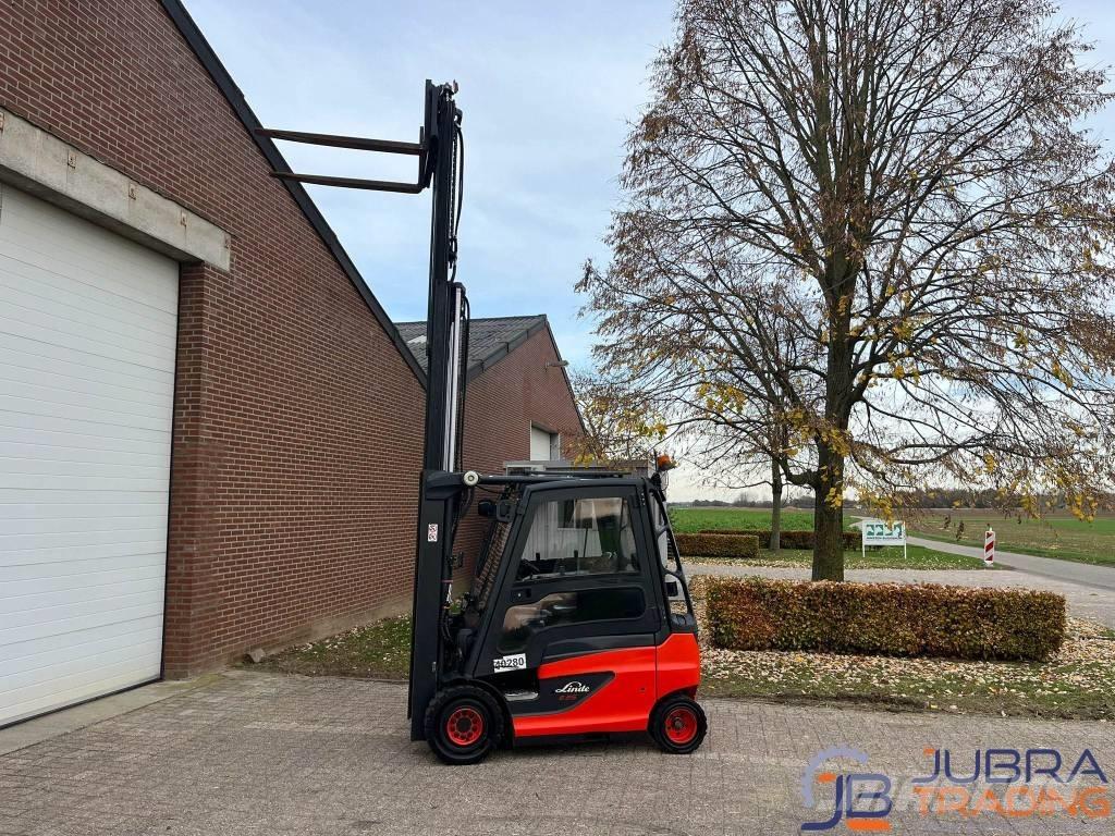 Linde E25-01 Carrelli elevatori elettrici