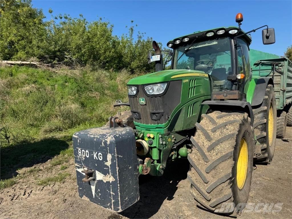 John Deere 6215 R Trattori