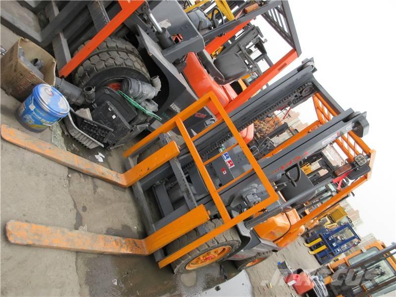 TCM FD 30 Carrelli elevatori diesel