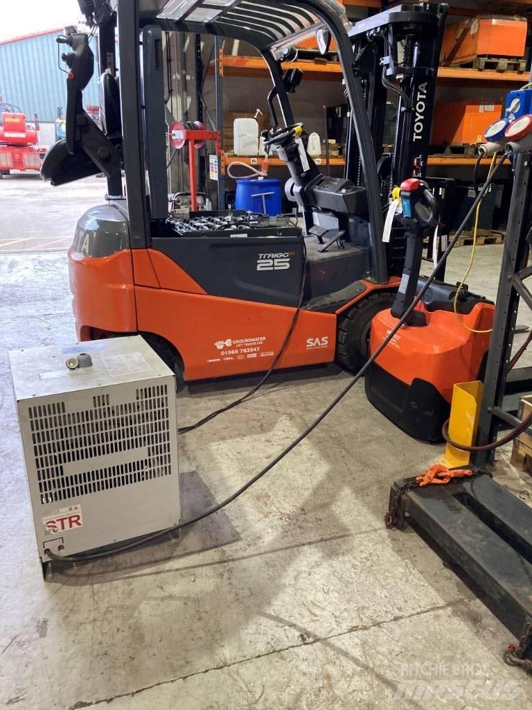 Toyota 8 FBMKT 25 Carrelli elevatori elettrici