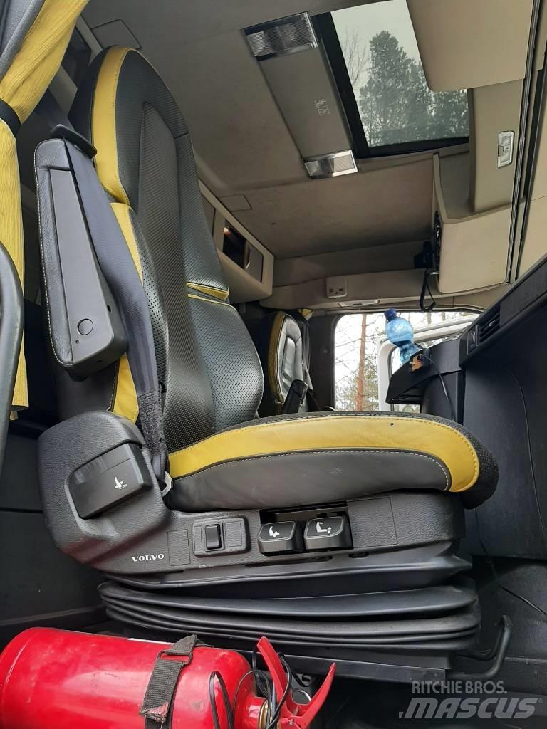 Volvo FH 13 Camion trasporto legname