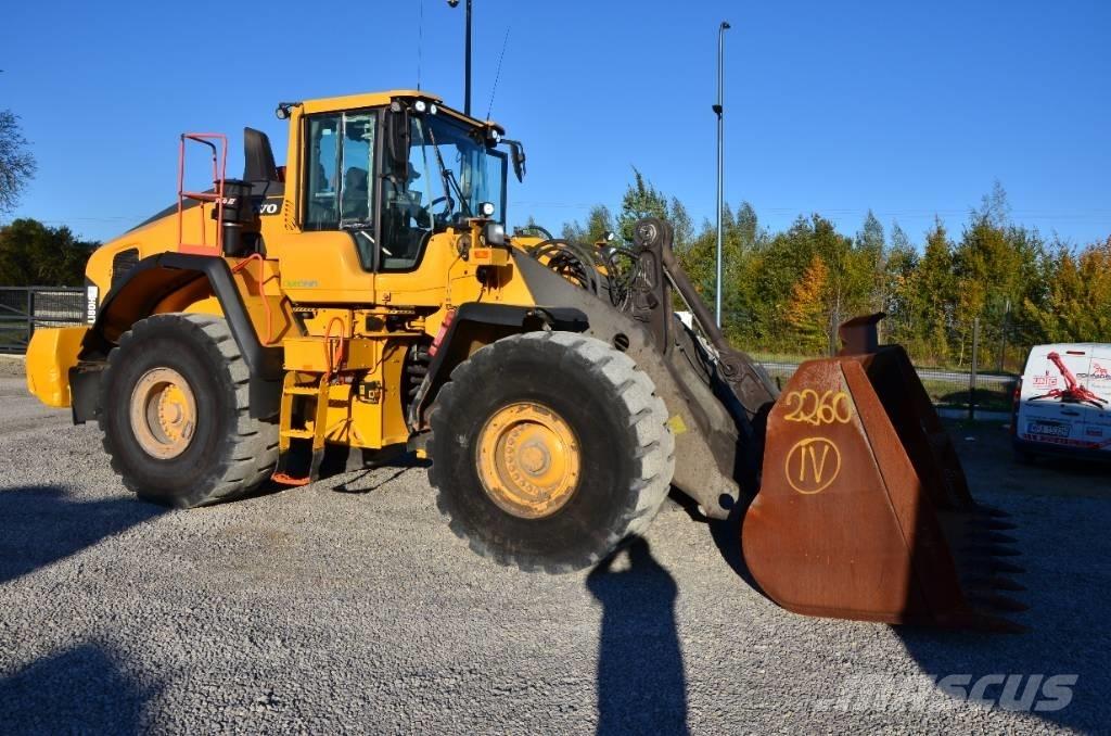 Volvo L180 H L 180 H Pale gommate