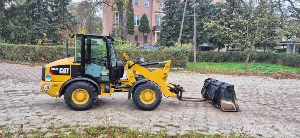 CAT 906 Pale gommate